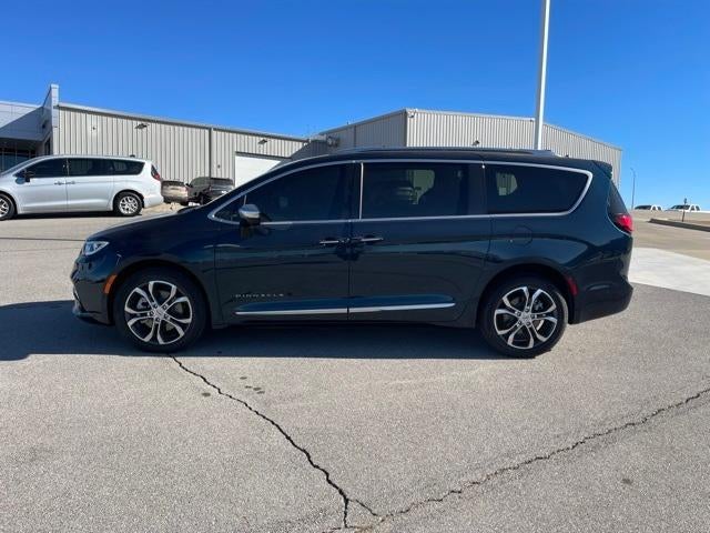 2023 Chrysler Pacifica Pinnacle AWD