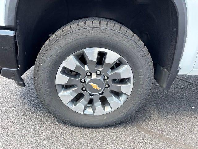 2024 Chevrolet Silverado 2500 HD Crew Cab Standard Box 4-Wheel Drive Custom