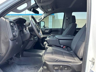 2024 Chevrolet Silverado 2500 HD Crew Cab Standard Box 4-Wheel Drive Custom