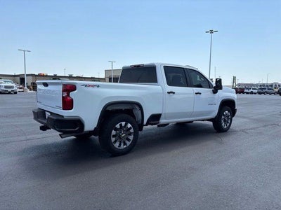 2024 Chevrolet Silverado 2500 HD Crew Cab Standard Box 4-Wheel Drive Custom