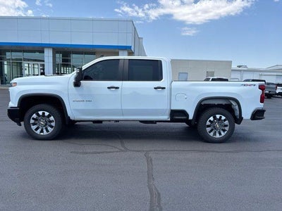 2024 Chevrolet Silverado 2500 HD Crew Cab Standard Box 4-Wheel Drive Custom