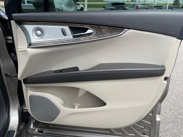 2019 Lincoln Nautilus Reserve FWD