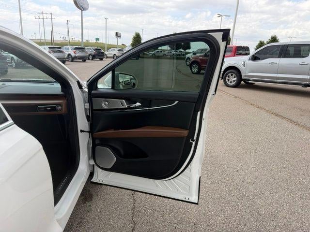 2023 Lincoln Nautilus Reserve AWD