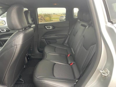 2026 Jeep Compass Latitude 4x4 *Ltd Avail*