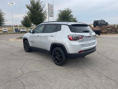 2026 Jeep Compass Latitude 4x4 *Ltd Avail*