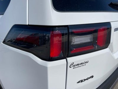 2026 Jeep Cherokee Laredo 4x4