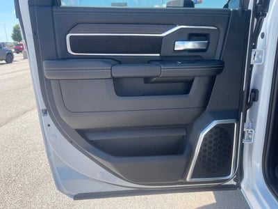 2025 RAM 2500 Laramie 4x4 Crew Cab 6'4" Box