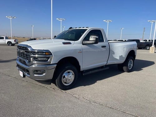 2026 RAM 3500 Tradesman 4x4 Reg Cab 8' Box