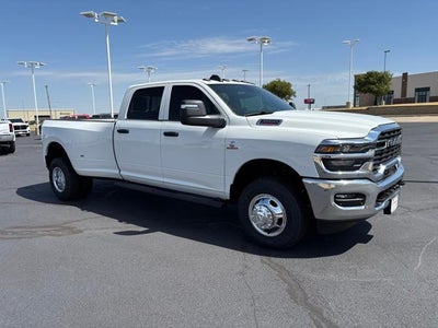 2026 RAM 3500 Tradesman 4x4 Crew Cab 8' Box