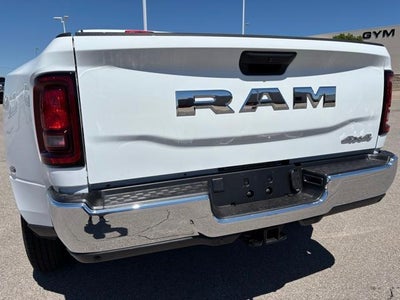 2026 RAM 3500 Tradesman 4x4 Crew Cab 8' Box