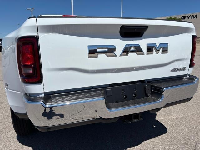 2026 RAM 3500 Tradesman 4x4 Crew Cab 8' Box