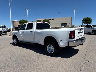 2026 RAM 3500 Tradesman 4x4 Crew Cab 8' Box