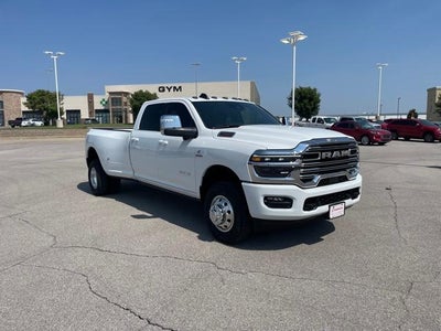 2026 RAM 3500 Laramie 4x4 Crew Cab 8' Box