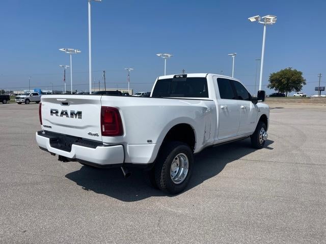2026 RAM 3500 Laramie 4x4 Crew Cab 8' Box