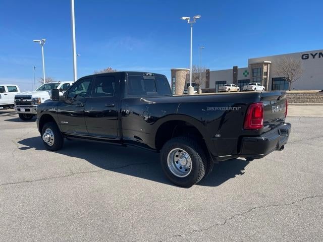 2026 RAM 3500 Laramie 4x4 Crew Cab 8' Box