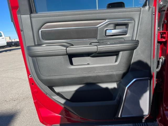 2026 RAM 3500 Laramie 4x4 Crew Cab 8' Box