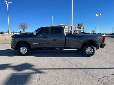 2026 RAM 3500 Laramie 4x4 Crew Cab 8' Box