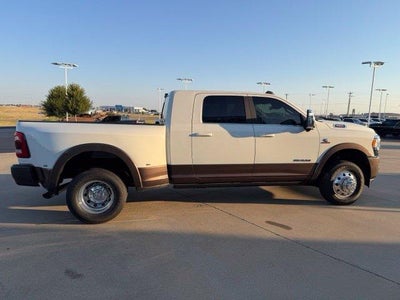 2024 RAM 3500 Longhorn 4x4 Mega Cab 6'4" Box