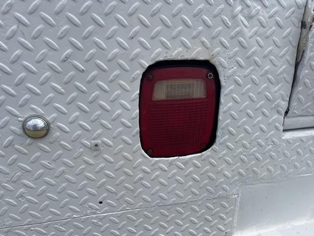 2013 RAM 2500 4WD Regular Cab 8 Ft Box Tradesman