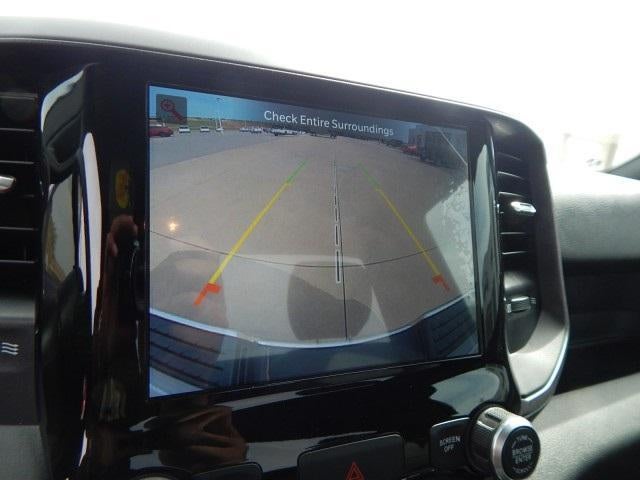 2022 RAM 2500 Tradesman 4x4 Reg Cab 8' Box