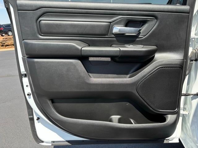 2026 RAM 1500 Tradesman 4x4 Crew Cab 5'7" Box