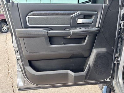 2023 RAM 2500 Big Horn 4x4 Crew Cab 6'4" Box