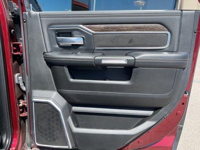 2019 RAM 2500 Laramie 4x4 Crew Cab 6'4" Box