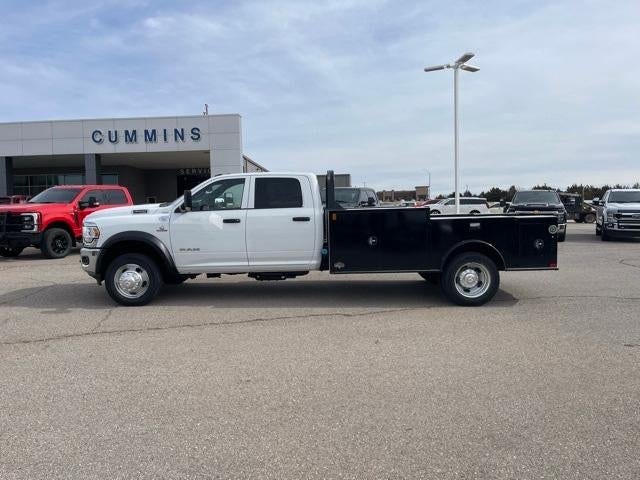 2022 RAM 4500 Chassis Cab Tradesman 4x4 Crew Cab 84" CA 197.4" WB
