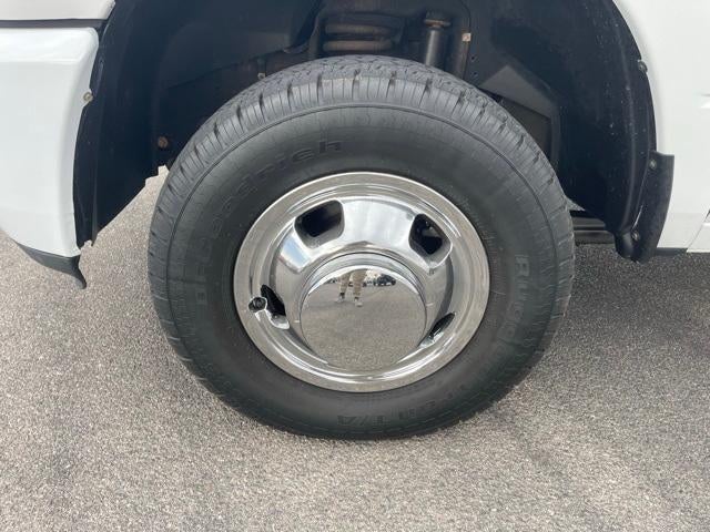 2014 RAM 3500 4WD Reg Cab 167" WB 84" CA Tradesman