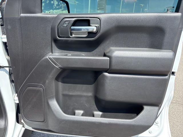 2023 Chevrolet Silverado 1500 Crew Cab Short Box 4-Wheel Drive Custom