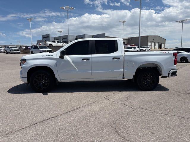 2023 Chevrolet Silverado 1500 Crew Cab Short Box 4-Wheel Drive Custom