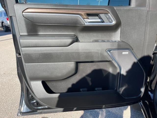 2025 Chevrolet Silverado 1500 Crew Cab Short Box 4-Wheel Drive RST