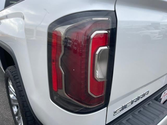 2018 GMC Sierra 1500 Crew Cab Short Box 4-Wheel Drive Denali