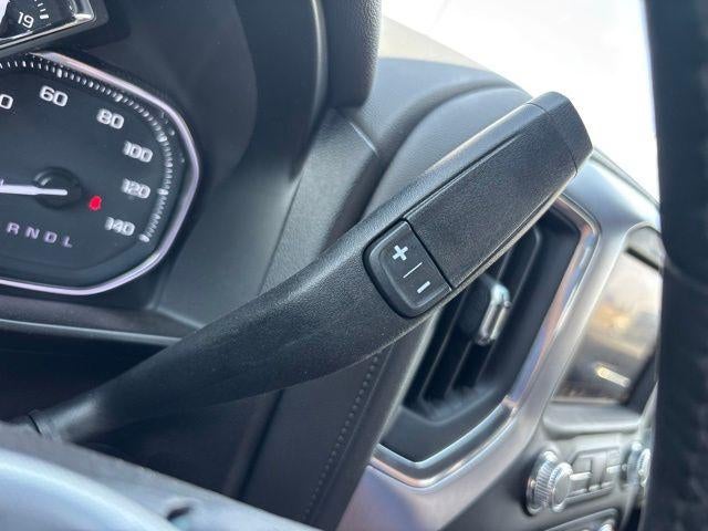 2021 GMC Sierra 1500 Crew Cab Short Box 4-Wheel Drive SLT