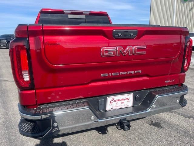 2022 GMC Sierra 1500 Crew Cab Short Box 4-Wheel Drive SLT