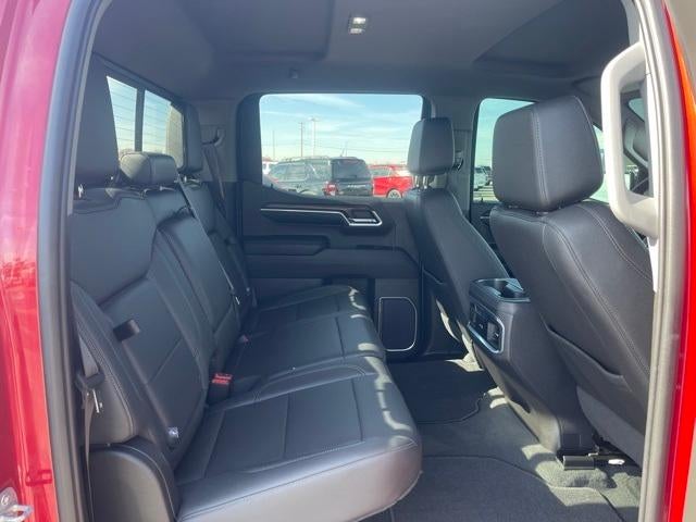 2022 GMC Sierra 1500 Crew Cab Short Box 4-Wheel Drive SLT