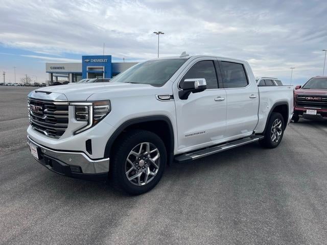 2022 GMC Sierra 1500 Crew Cab Short Box 4-Wheel Drive SLT