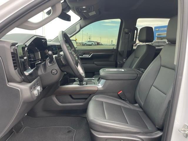 2022 GMC Sierra 1500 Crew Cab Short Box 4-Wheel Drive SLT