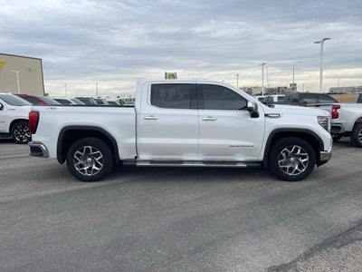 2022 GMC Sierra 1500 Crew Cab Short Box 4-Wheel Drive SLT