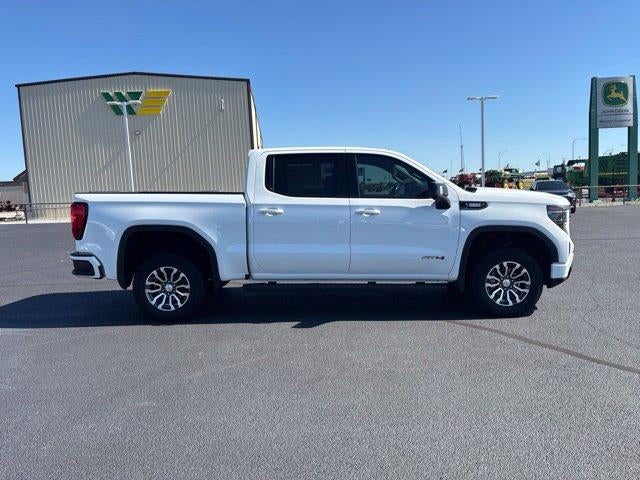 2022 GMC Sierra 1500 Crew Cab Short Box 4-Wheel Drive AT4