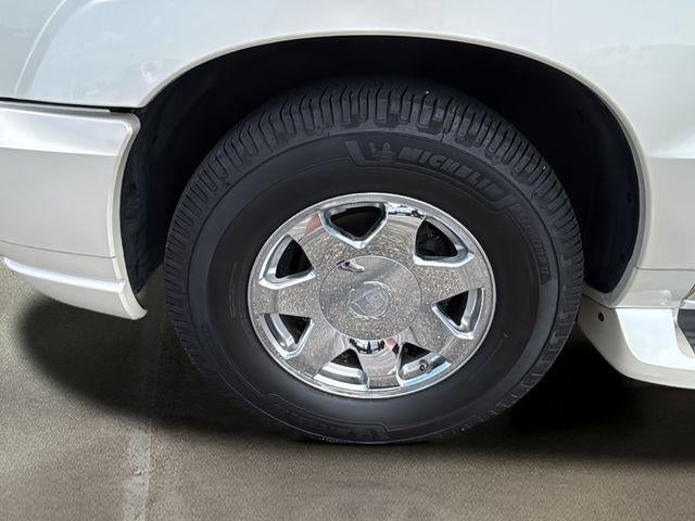 2005 Cadillac Escalade EXT Base