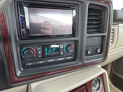 2005 Cadillac Escalade EXT Base