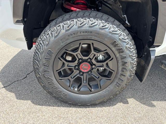 2025 Toyota Tacoma 4WD 4WD TRD Pro Hybrid Double Cab 5' Bed AT (Natl)