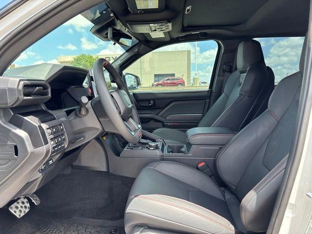 2025 Toyota Tacoma 4WD 4WD TRD Pro Hybrid Double Cab 5' Bed AT (Natl)