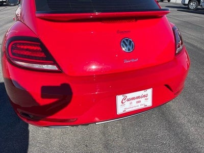 2019 Volkswagen Beetle SE Auto