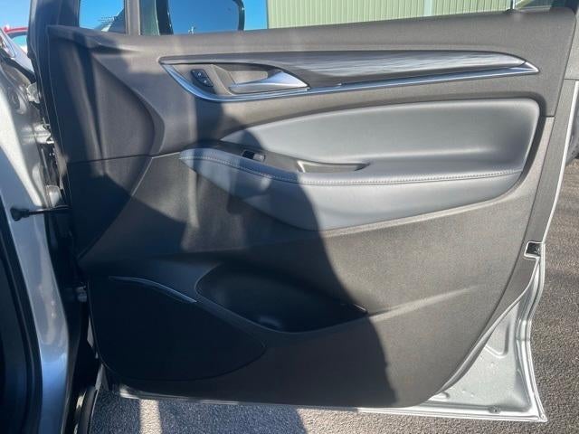 2024 Buick Enclave Essence FWD