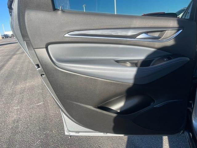 2024 Buick Enclave Essence FWD