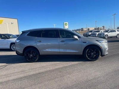 2024 Buick Enclave Essence FWD