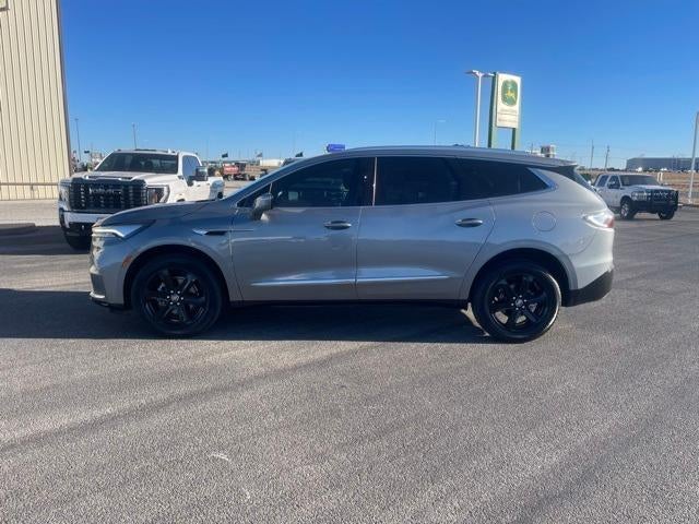 2024 Buick Enclave Essence FWD