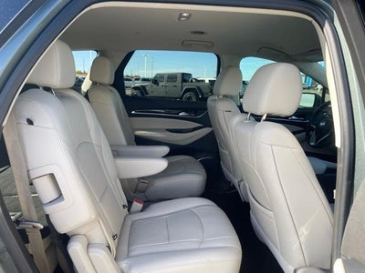 2022 Buick Enclave Premium FWD